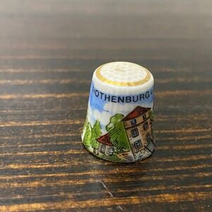 Vintage Rothenburg o.d. Tauber Germany Porcelain Thimble Gold